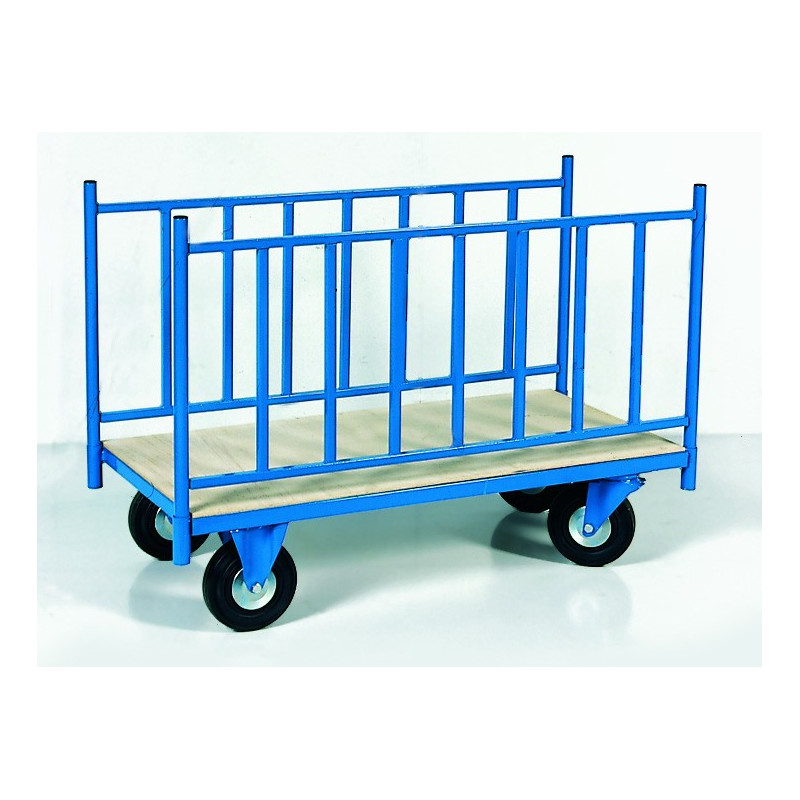 Chariot universel avec ridelles